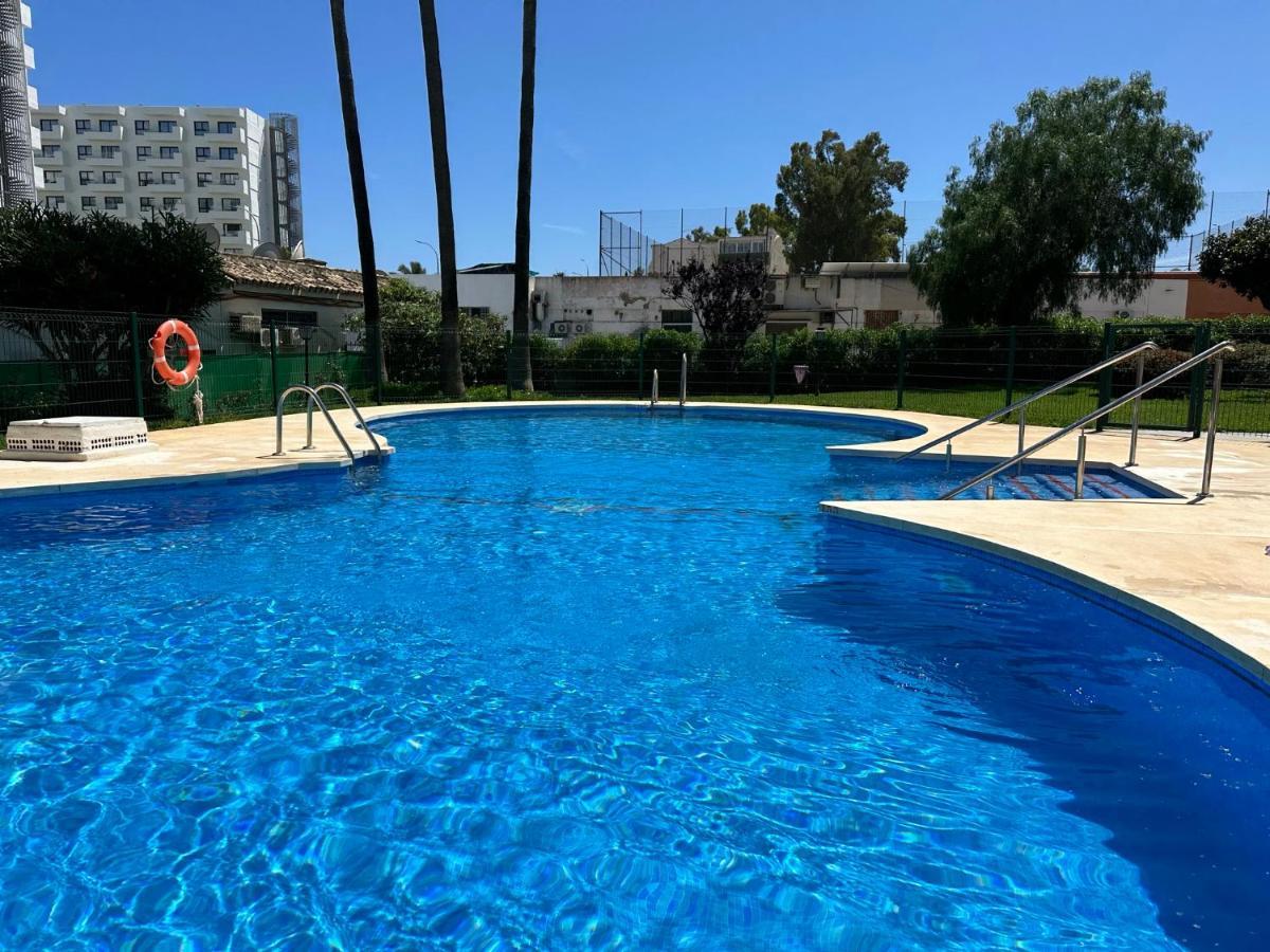 טורמולינוס Apartamento La Carihuela A 2 Minutos De La Playa מראה חיצוני תמונה