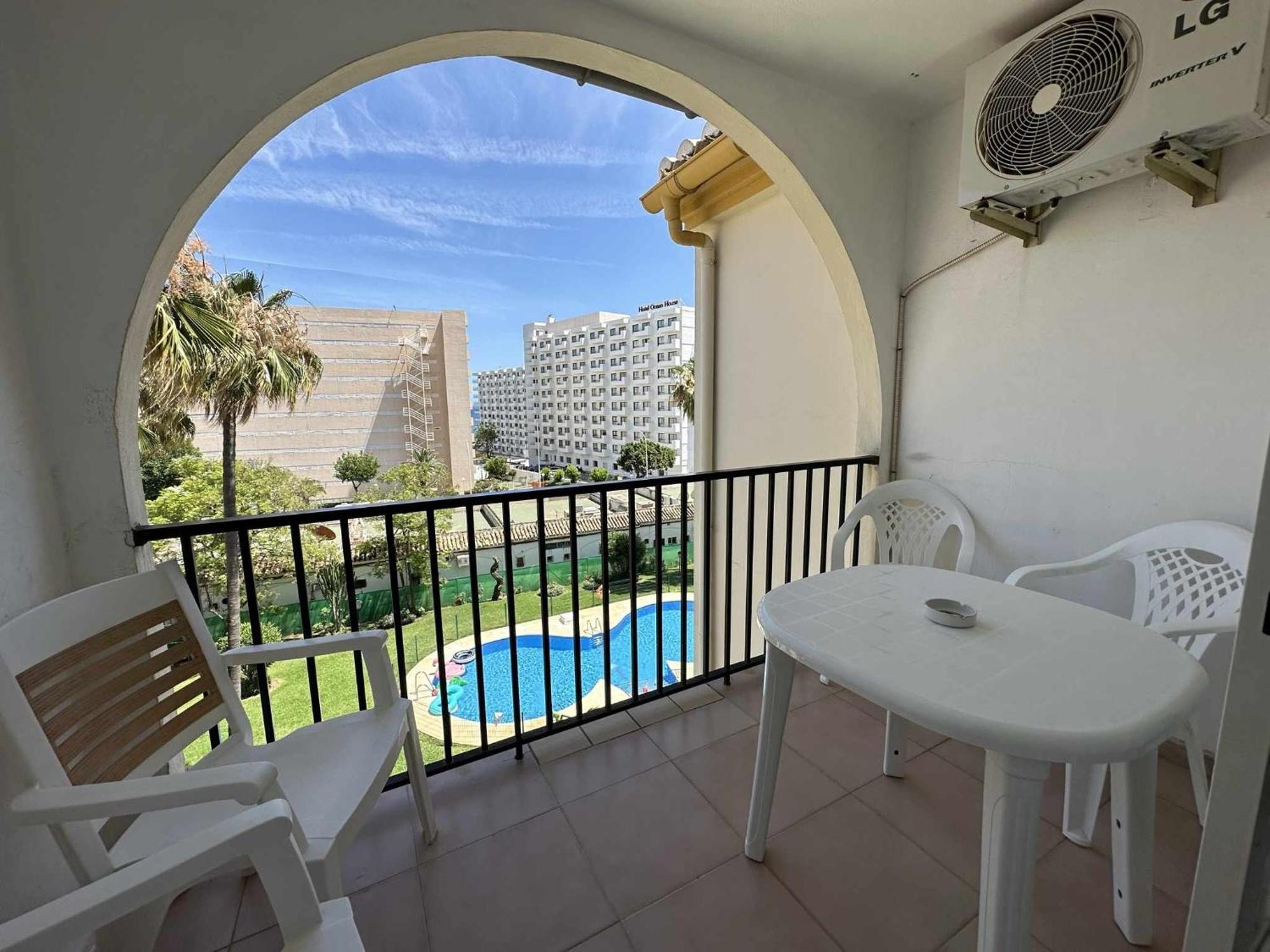 טורמולינוס Apartamento La Carihuela A 2 Minutos De La Playa מראה חיצוני תמונה